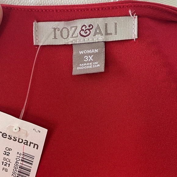 Roz & Ali, Plus Size 3X NWT Sleeveless Red V-Neck Asymmetrical/Tier - Picture 8 of 9